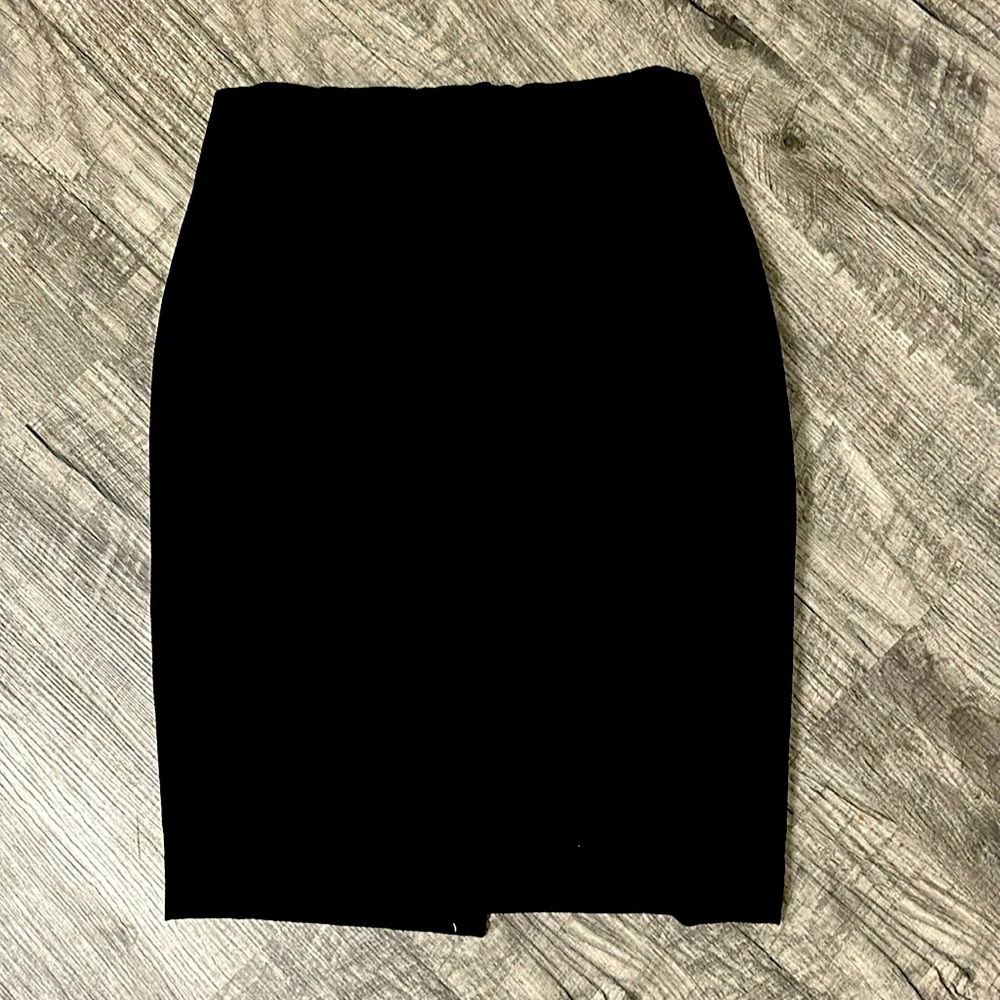 Express - Black Business Pencil Skirt. Size 0.